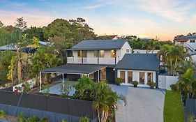 Modern Holland Park Home With Easy City Access